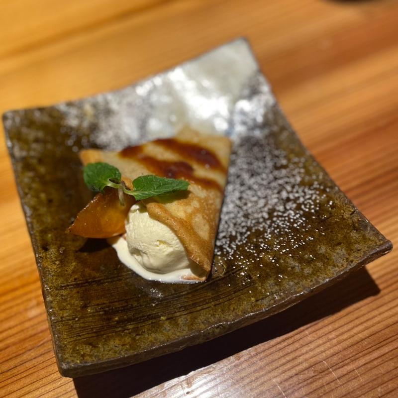 焼き林檎とバニラアイスのアプフェルシュトゥルーデル仕立て(眞か　SHINKA)