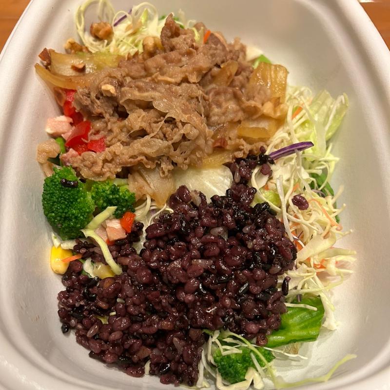 牛・お食事サラダ(すき家 307号枚方津田西店 )