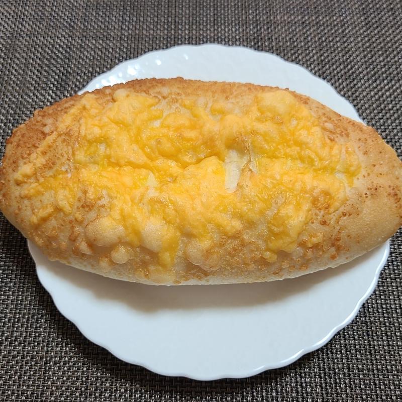 4種のチーズブレッド(コモディイイダ赤塚新町店)