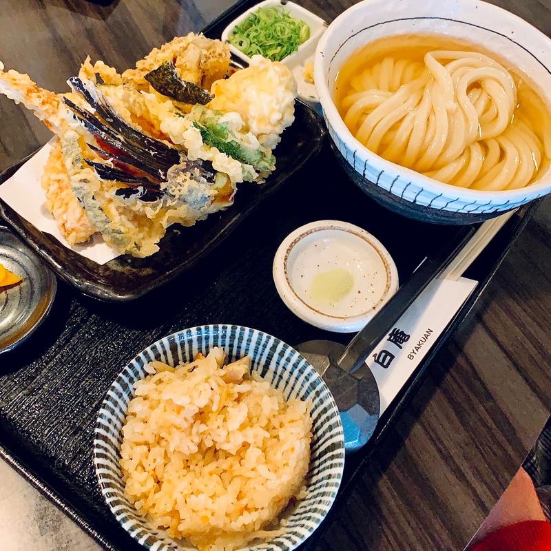 ひやひやの天ぷらセット(讃岐うどん 白庵 （BYAKUAN びゃくあん）)