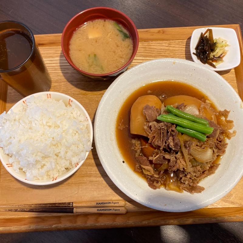 日替わり　肉じゃが定食(舞洲食堂)