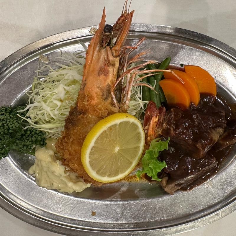 有頭エビとビーフシチュー(レストラン桂)
