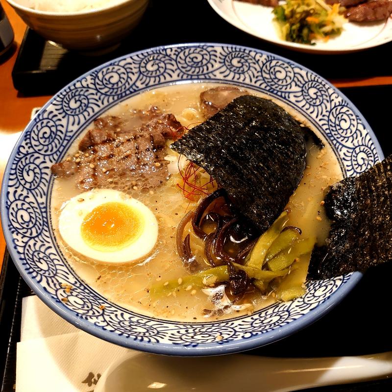 牛テールスープラーメン(牛たん焼き仙台辺見新横浜店)