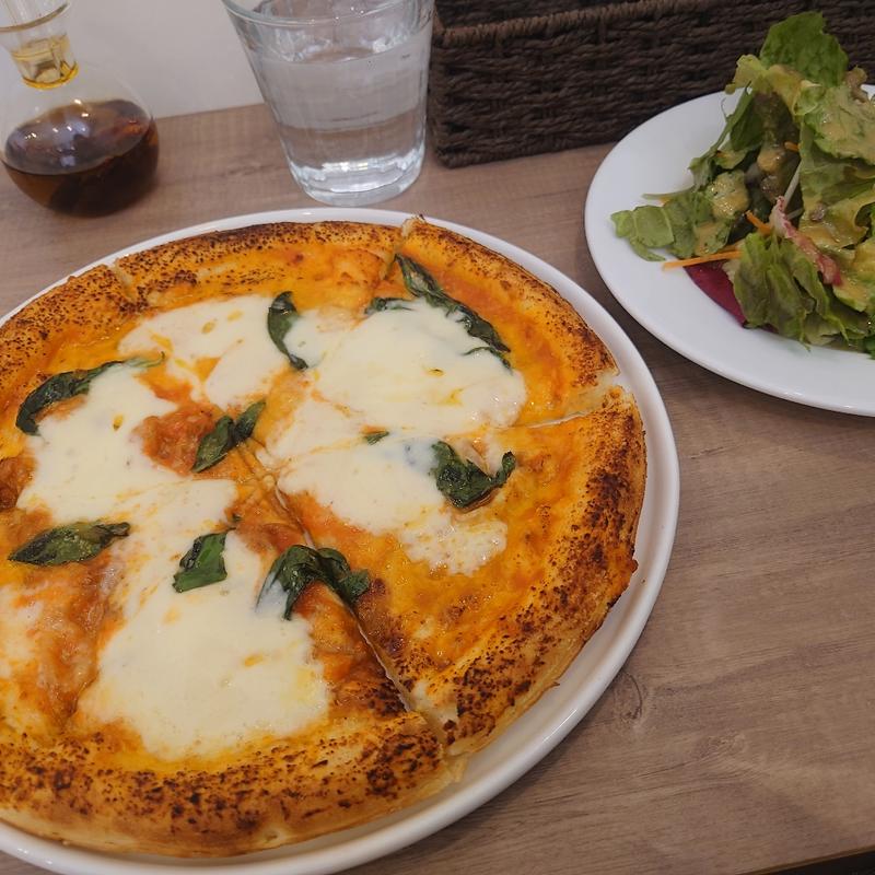 ピッツァランチ(トラットリア・コリーナ・ピッコラ)