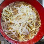ニンニクもやしラーメン(新鮮市場 ベアーズ)