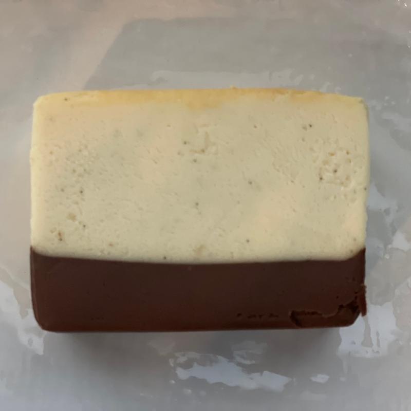 生チョコチーズテリーヌ(h.u.g-flower YOKOHAMA)