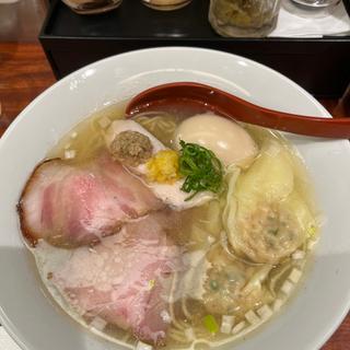 特製塩ラーメン(三馬路 東京店)