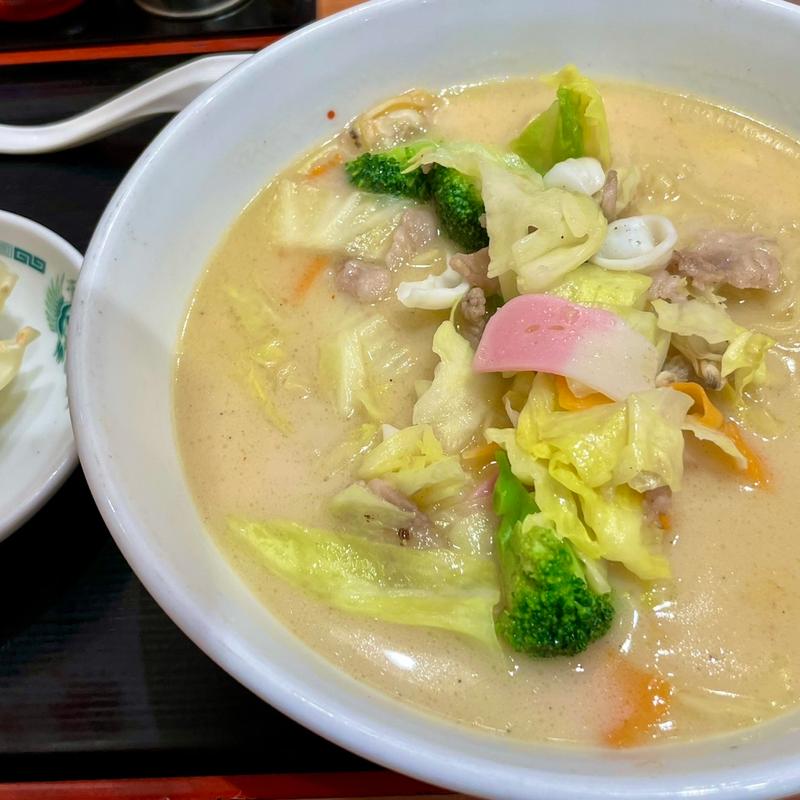 日高ちゃんぽん+3個餃子(日高屋 大泉学園店)