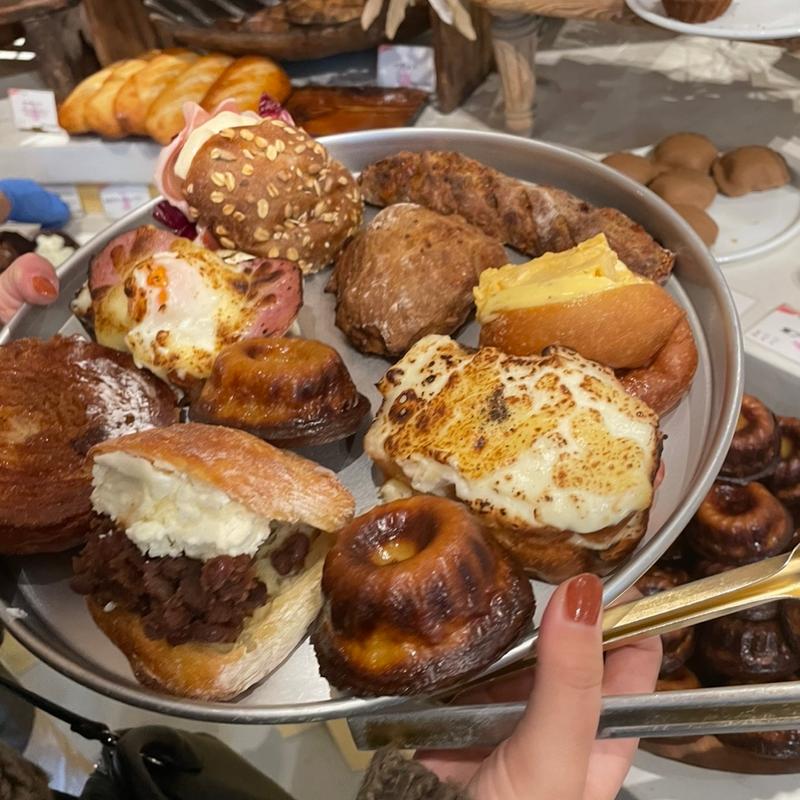 マリトッツォのリッチ(バニラビーンズ入り)(ダコメッカ)