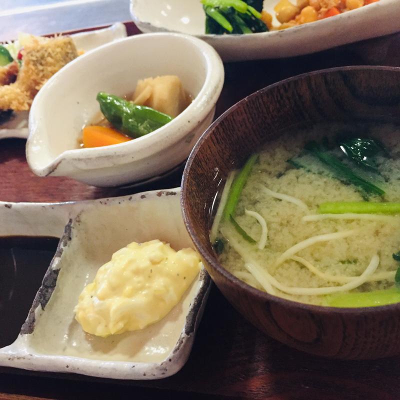 味噌汁_お魚のランチ(地球畑カフェ 草原をわたる船 )