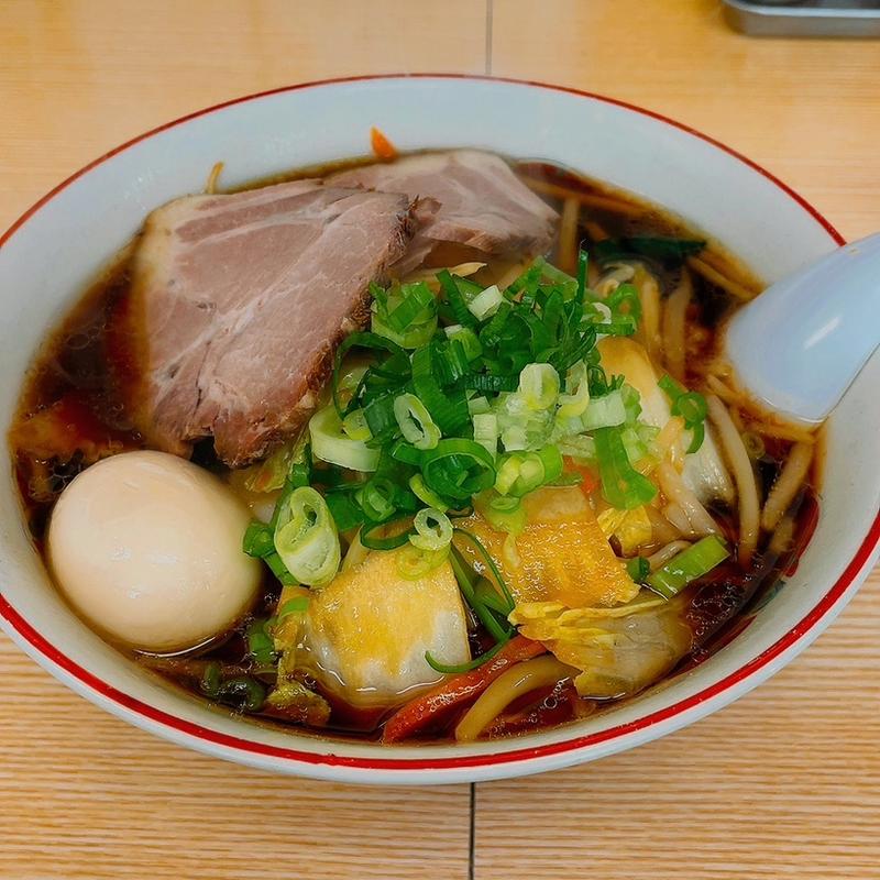 野菜しょうゆラーメン(らーめん 高〇 （たかまる）)