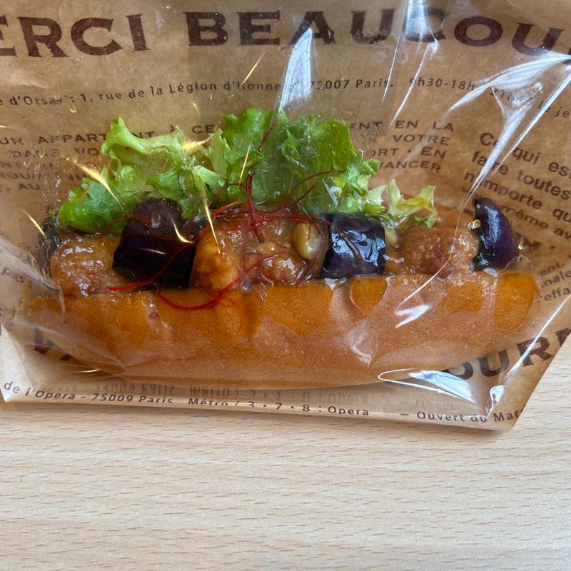 ナスと若鶏のドッグ(キャパトル 八幡店 （capital）)