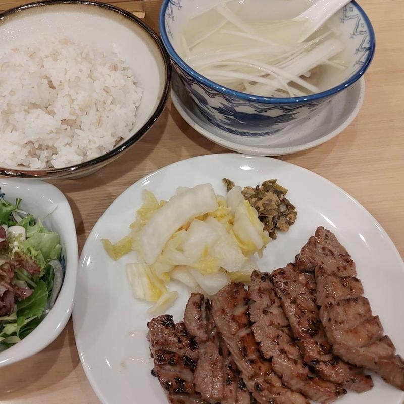 牛たん定食  6切(牛たん　焼助　仙台駅牛たん通り店)