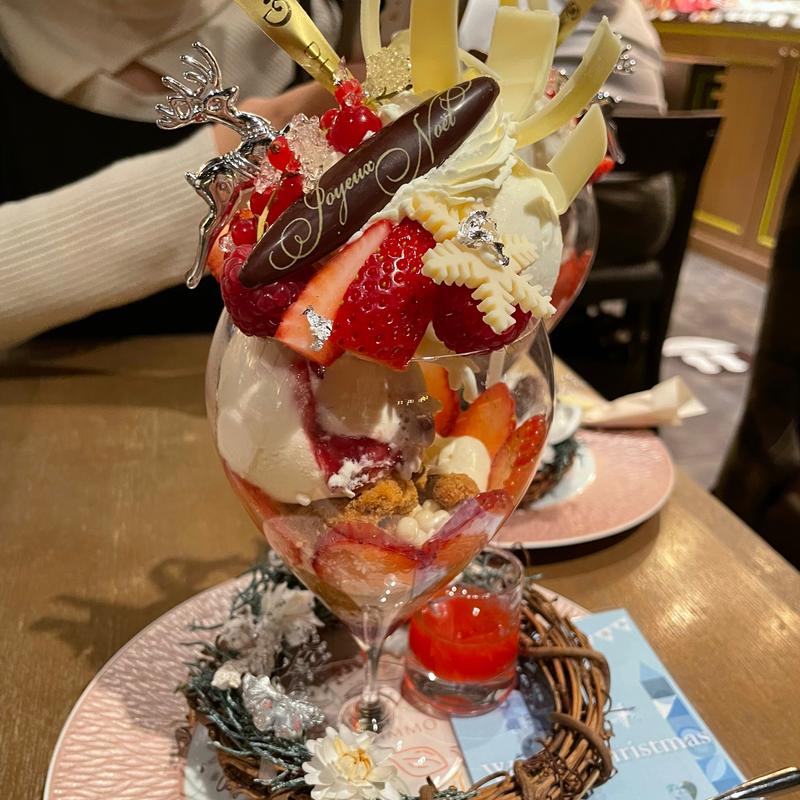 (パティスリー＆カフェ デリーモ 東京ミッドタウン日比谷店)