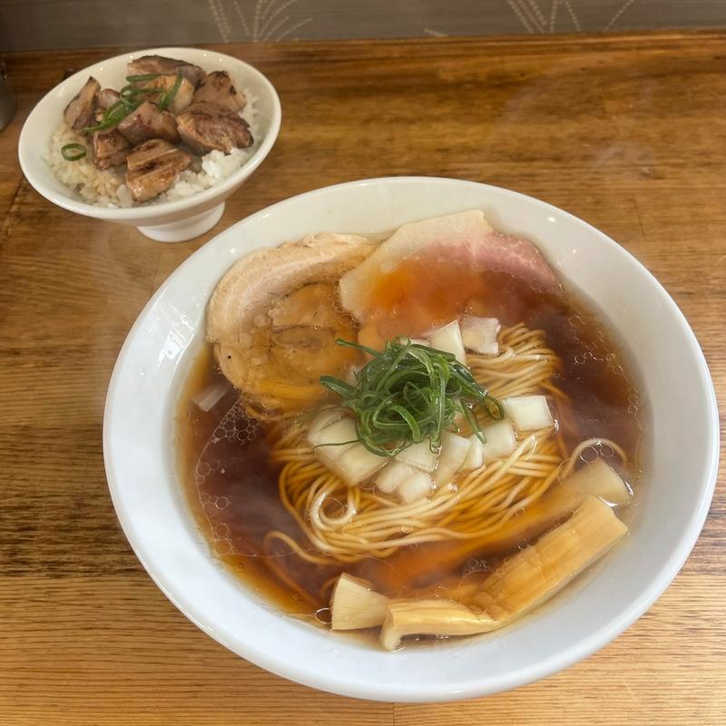 淡麗煮干しらぁめん(麺屋あさひ)