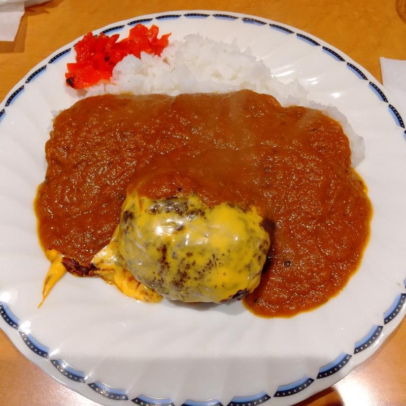 チーズハンバーグカレー(洋食レストラン マルシェ)