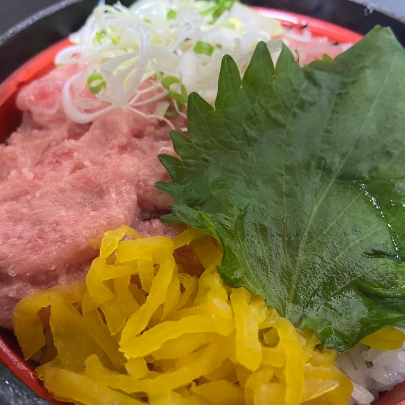 とろたく丼(すし銚子丸 市川店)