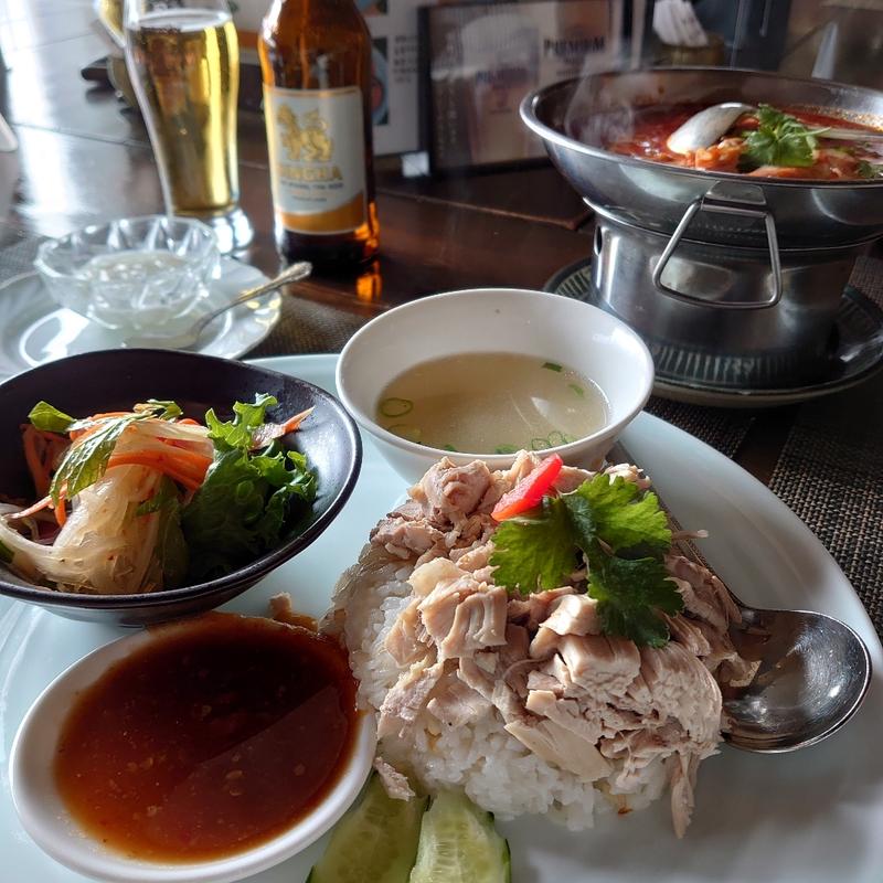 カオマンガイプレート(佛沙羅館

)