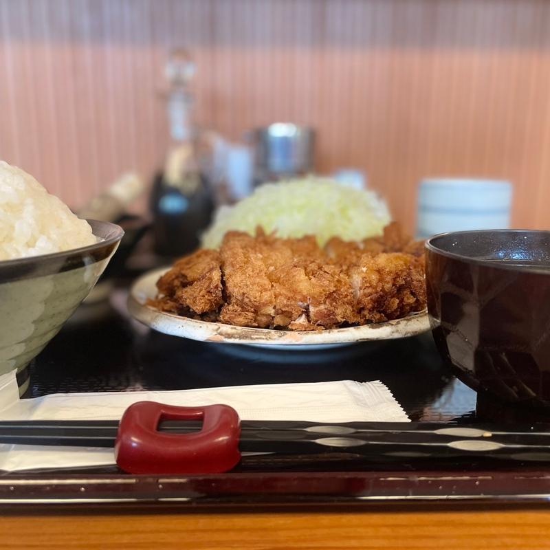 ロースカツ定食(三太)