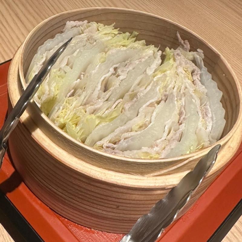豚バラと白菜のミルフィーユせいろ蒸し(豚匠 本町邸)