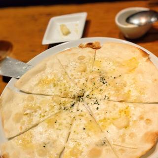 四種のチーズのピッツァ(スミヤ 新宿（SUMIYA）)