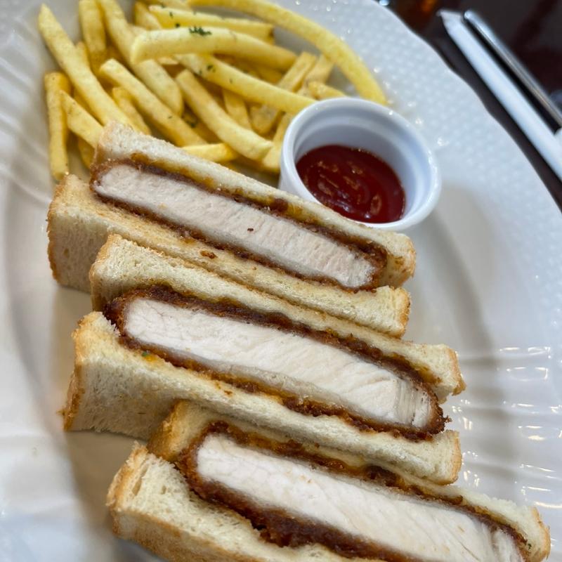 厚切りカツサンド&ポテト(バンビ)