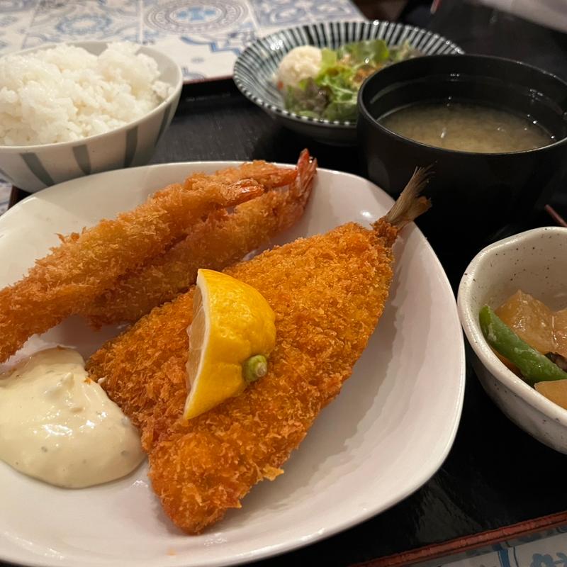 アジフライ&エビフライ定食(和洋旬菜 やりや 一石)