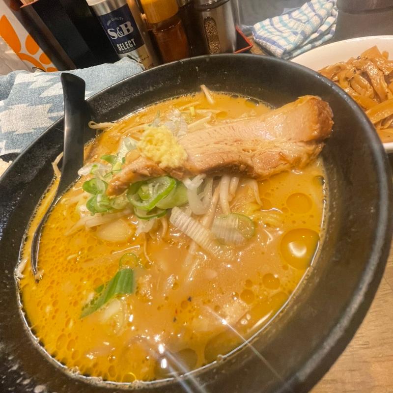 味噌ラーメン(味噌ラーメン ひぐまや)