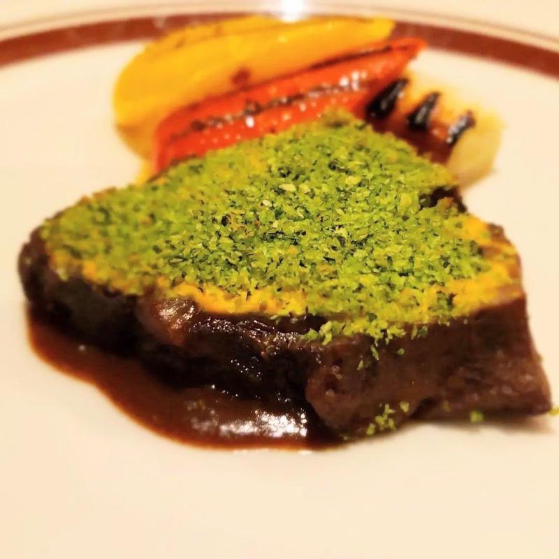 牛ほほ肉の香草パン粉焼き(れすとらん 源ちゃん)