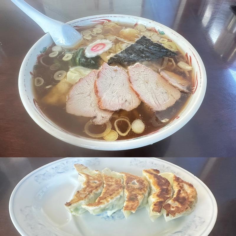ワンタンメンと餃子(みうら （手打ちラーメン）)