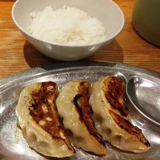 ご飯セット(半ライス・一口餃子3個)