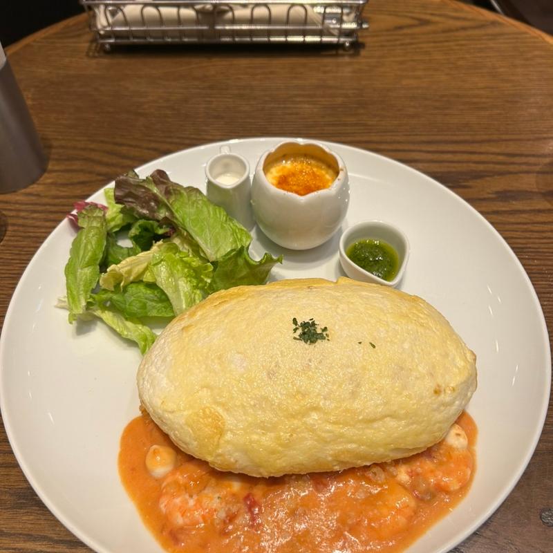 スフレオムライスプレート(Salon Oeuf et moi)