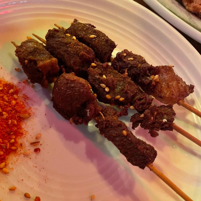 屋台風串揚げ　羊肉(中国茶房8 六本木店 （チャイニーズカフェ・エイト）)