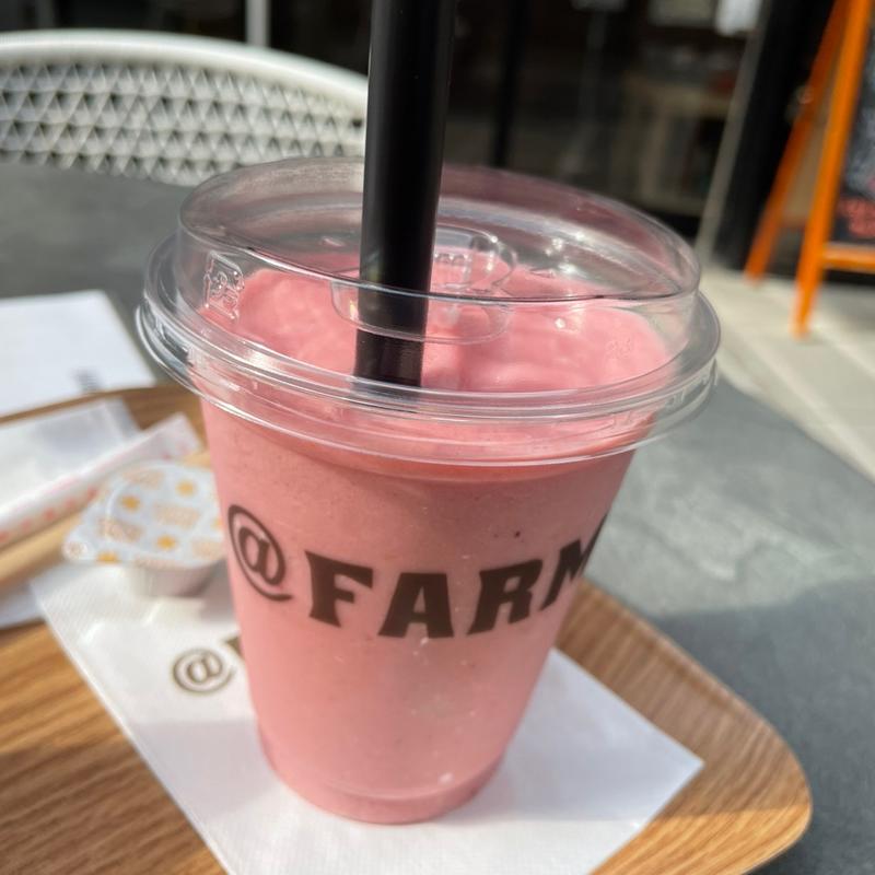 いちごミルク(＠FARMCafé(アット・ファームカフェ)～いちごパンケーキ・トマトピザ・パスタのお店)