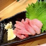 とり刺し