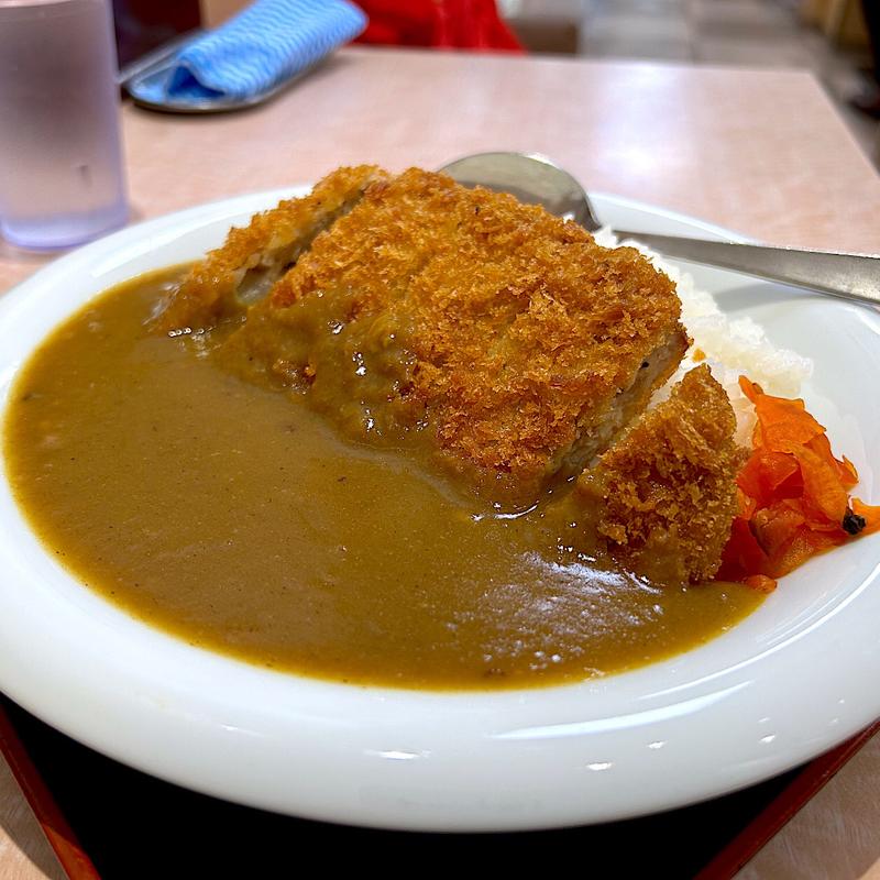 ジャンボメンチ勝つカレー(名代 箱根そば 狛江店)