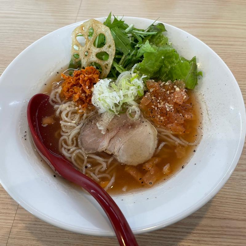旬菜トマトラーメン(旬菜らーめんえむず)