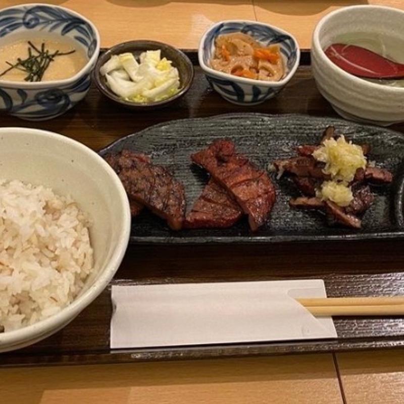 黒毛和牛焼きランチ(牛たんと和牛焼 青葉苑 阪急西宮ガーデンズ店)