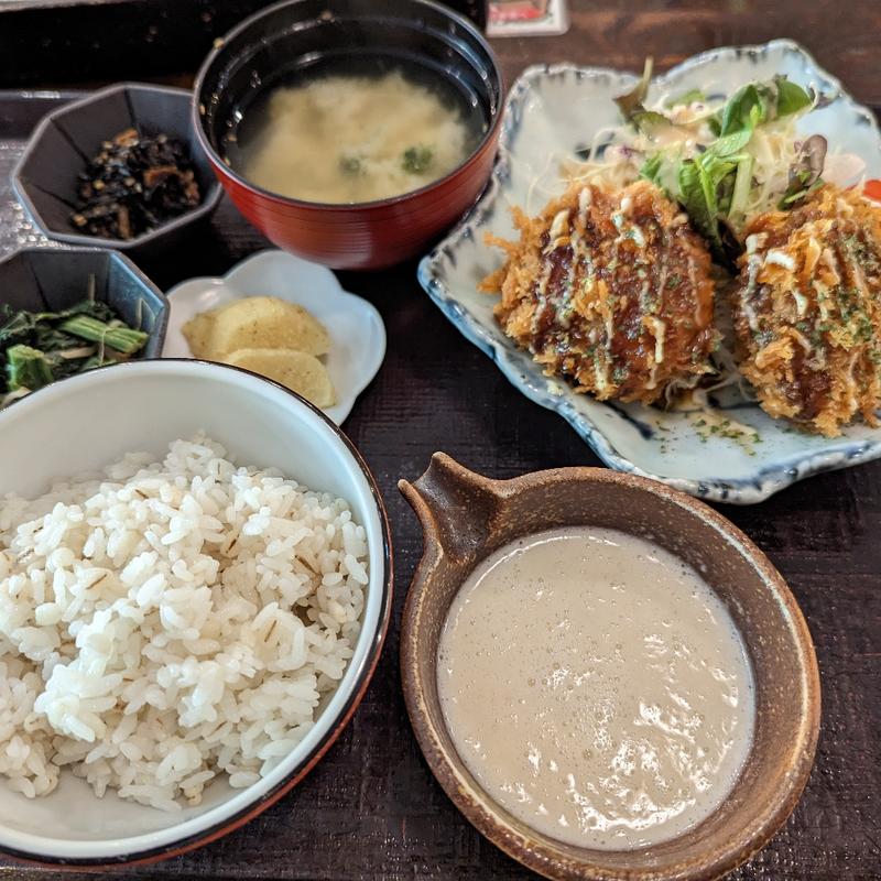 メンチカツとろろ定食(とろろや メイワン店 )
