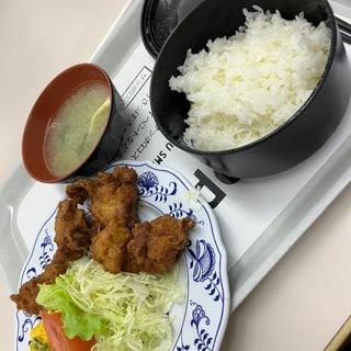 時計台定食（唐揚げ）(札幌市役所地下食堂)