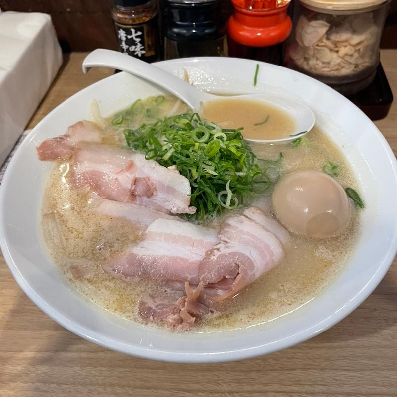 濃厚味噌肉ラーメン(威風)