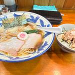 ワンタン麺とミニ丼（日替り）
