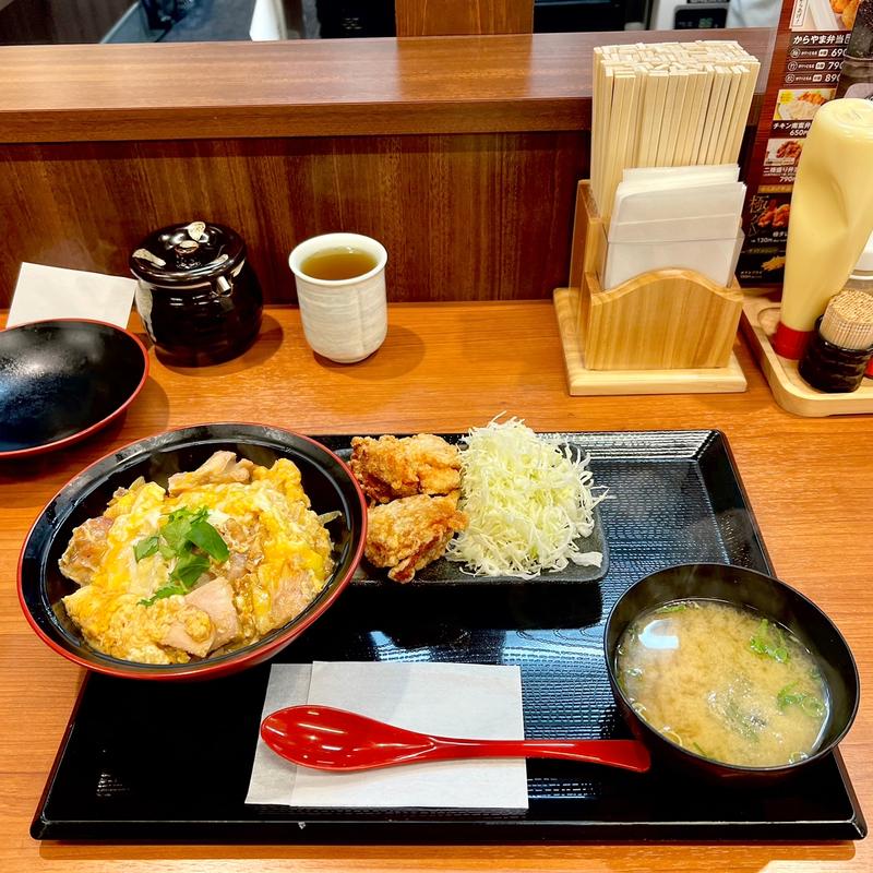 極親子丼セット(からやま 寝屋川宇谷店)