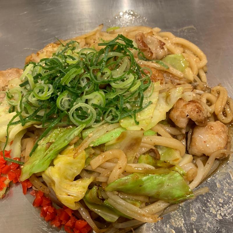 ホルモンうどん(ホルモンダレ)(てっぱん家青山)