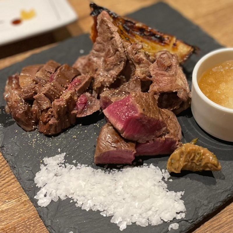 サーロイン(日本のお酒と馬肉料理 うまえびす)