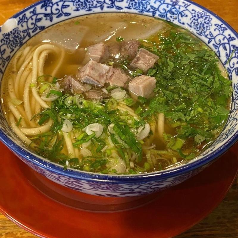 蘭州牛肉麺(蘭州拉麺 一天一面センタープラザ店)
