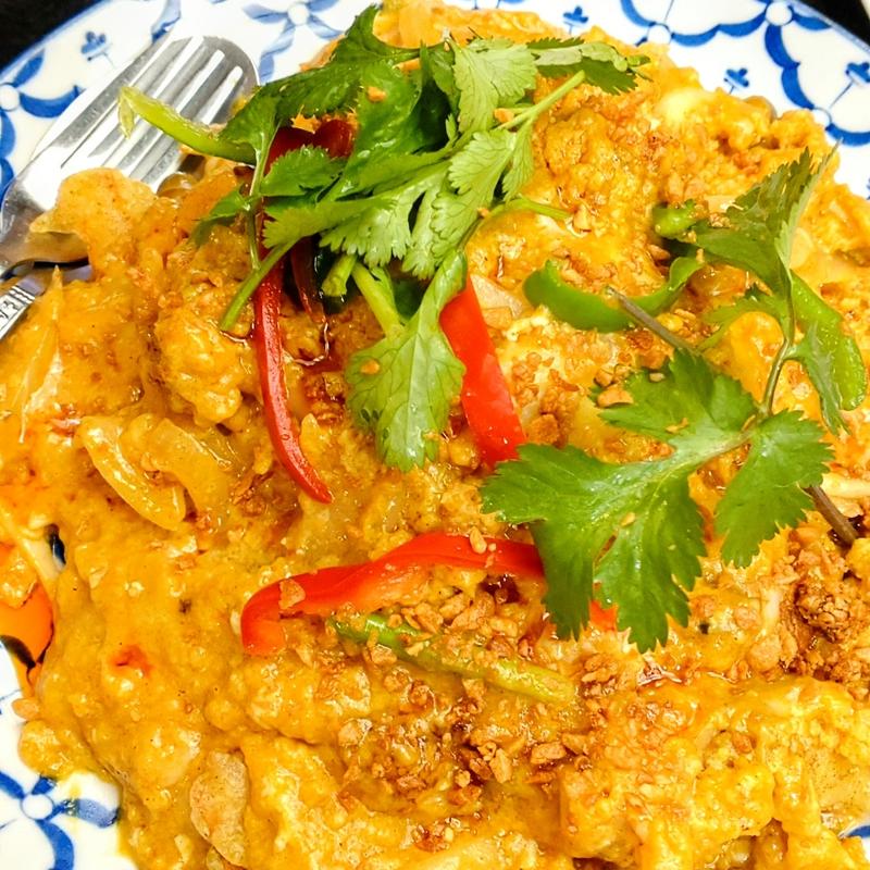 ソフトシェルクラブカレー炒め(ガイヤーン・ソムタム)