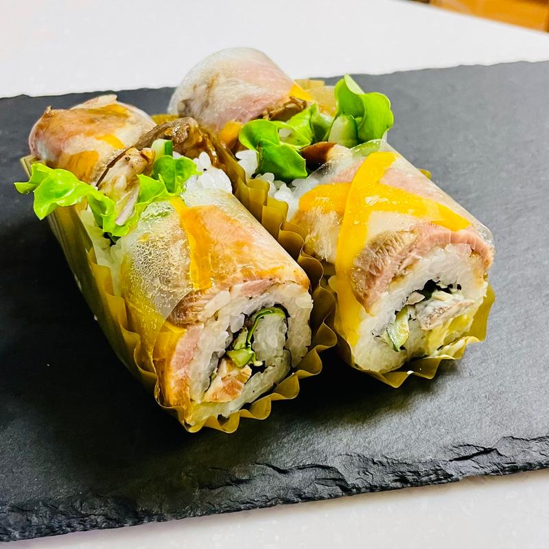 トンテキROLL(Sushi Avenue K's 新宿伊勢丹店)