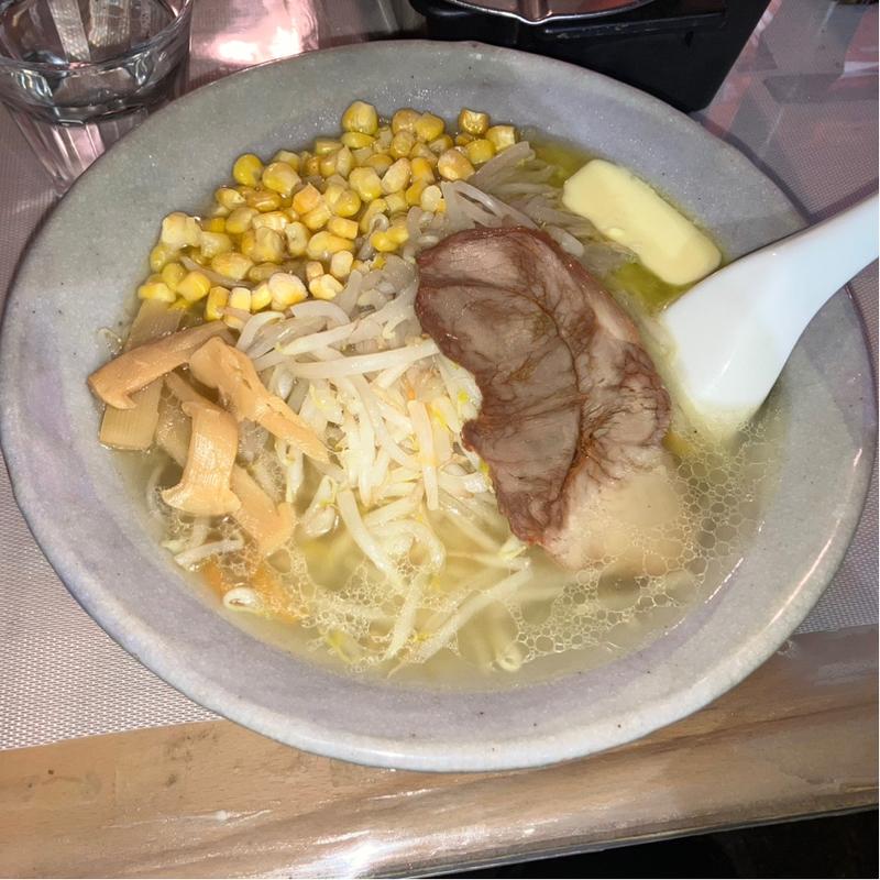 コーンバターラーメン　大盛り(ログラーメン )