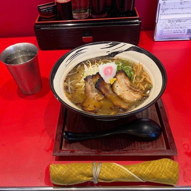 おいしい塩らーめん(しおゑもん 三宮店)